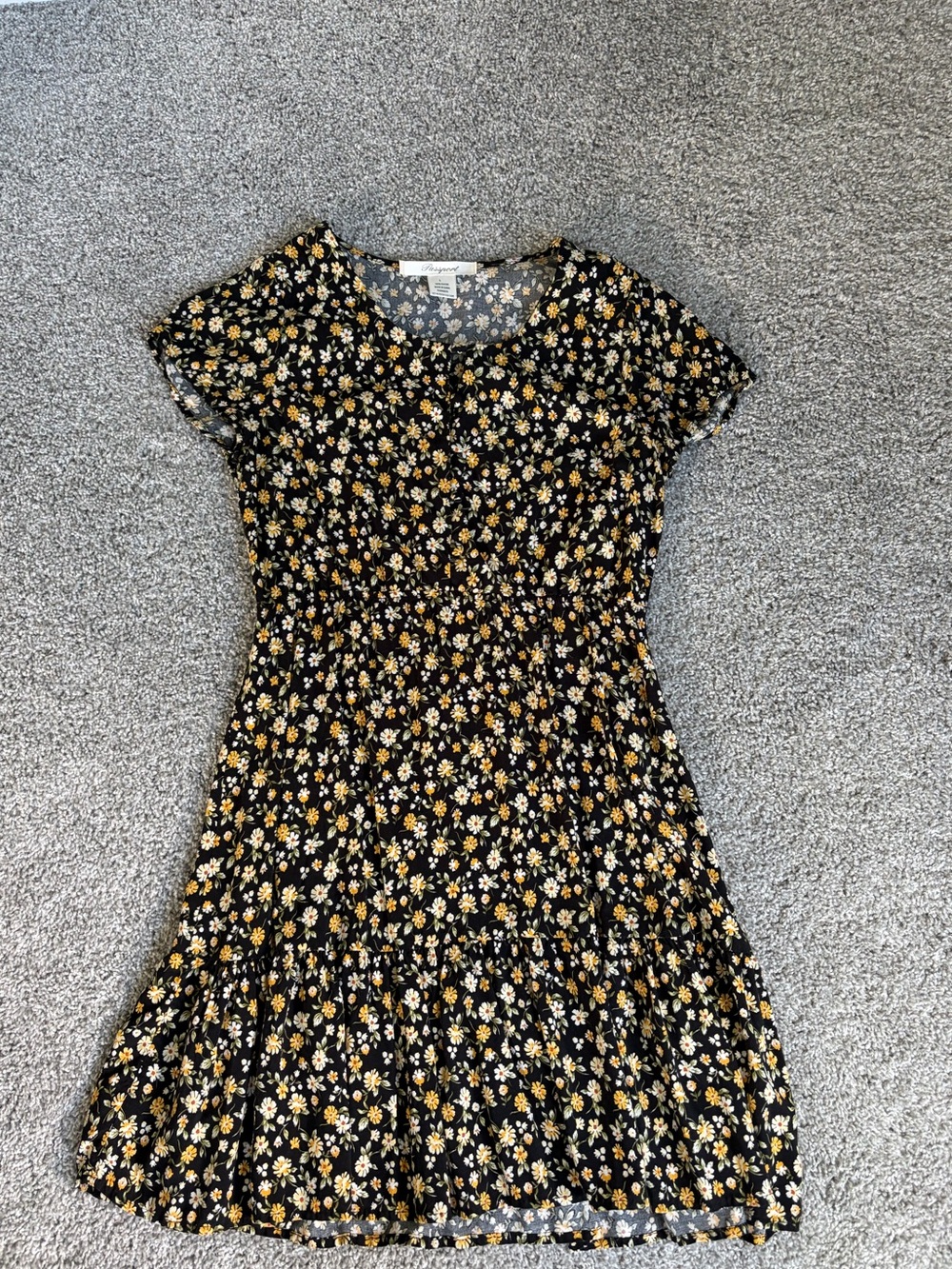Passport Women’s Large Sunflower Dress